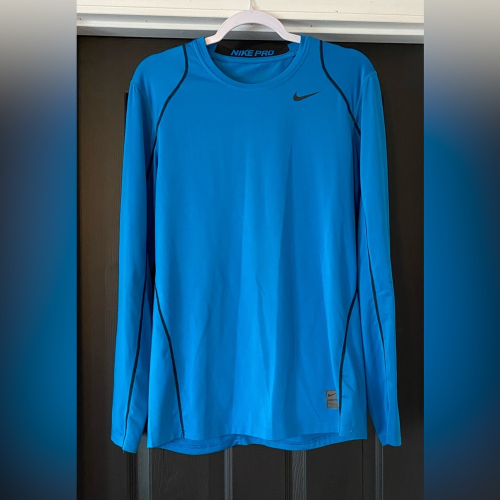 Nike pro men’s small  long sleeve shirt